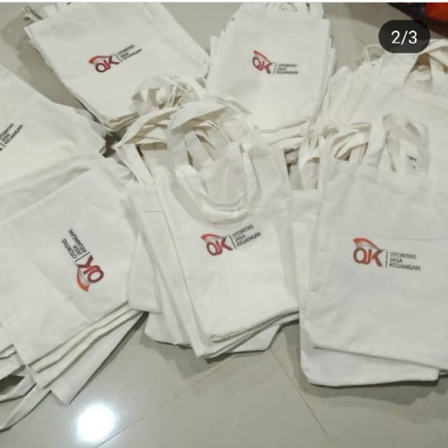 Tas totebag sablon custom  / tas blacu sablon