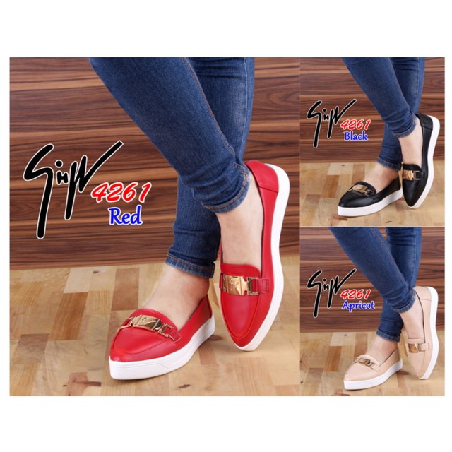W Flat Shoes Giuseppe Zanotti 4261
