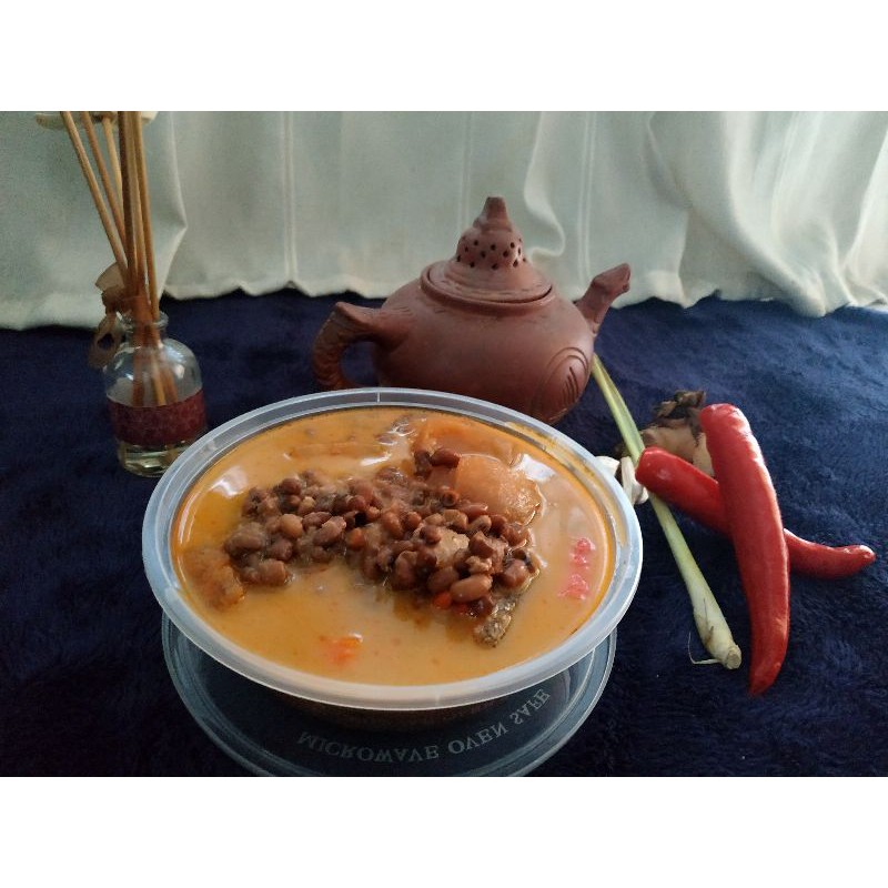 

Sayur Krecek Kacang Tolo