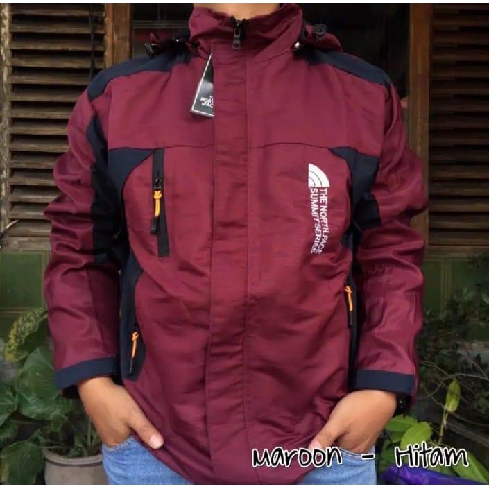 jaket outdoor jaket/gunung tahan air