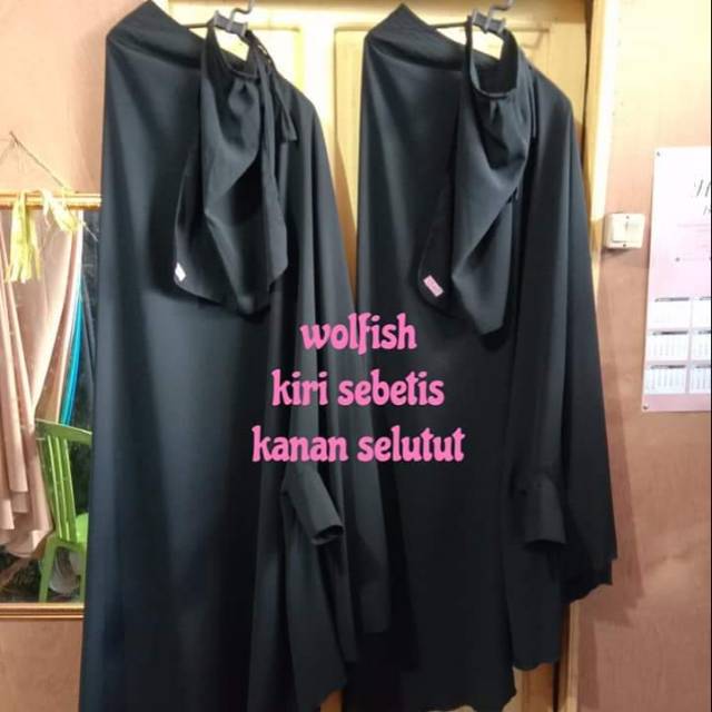 Sisa satu French Hijab Wolfis bertangan manset kancing. by HN Syari Banjarmasin