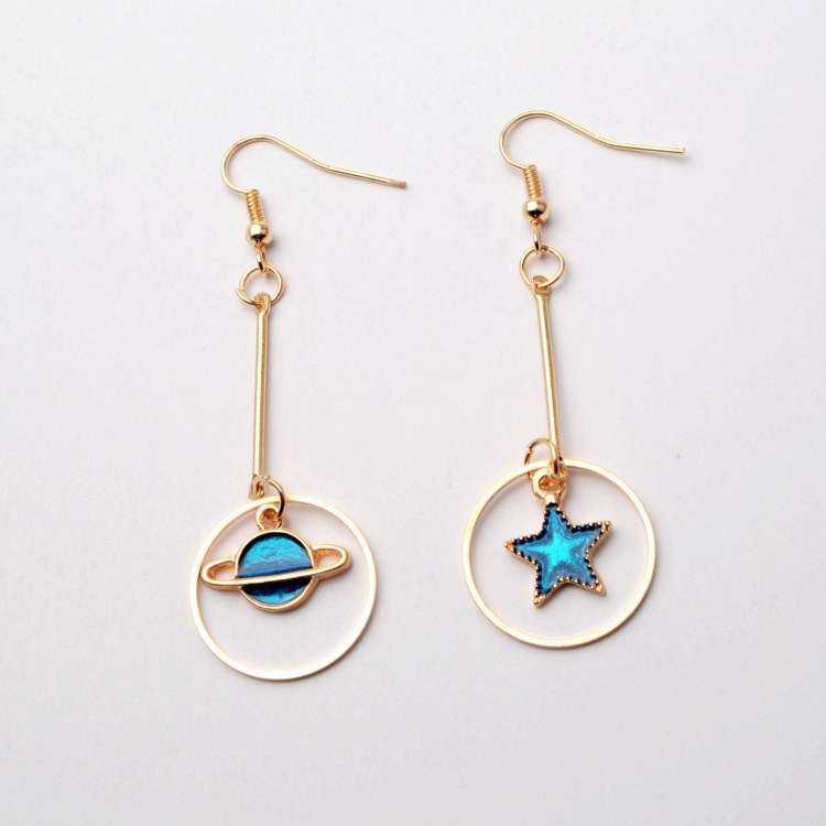 Planet anting-anting perempuan Korea hipster biru Saturnus asimetris bintang anting-anting