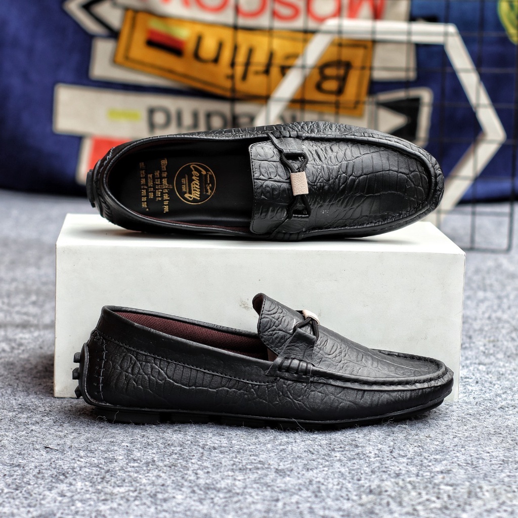 MOLK Sepatu Casual Pria Slip on Santai Antislip Original Branded Formal Kerja Kantor Keren Pantofel Kulit Asli