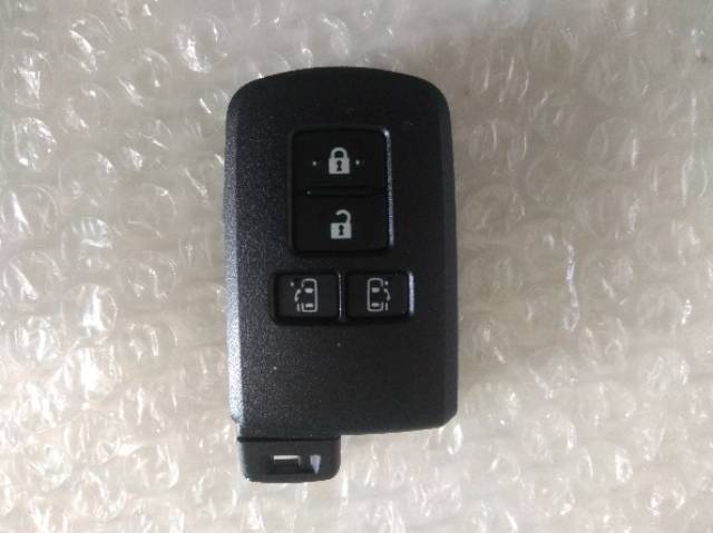 Remot smart key toyota Sienta