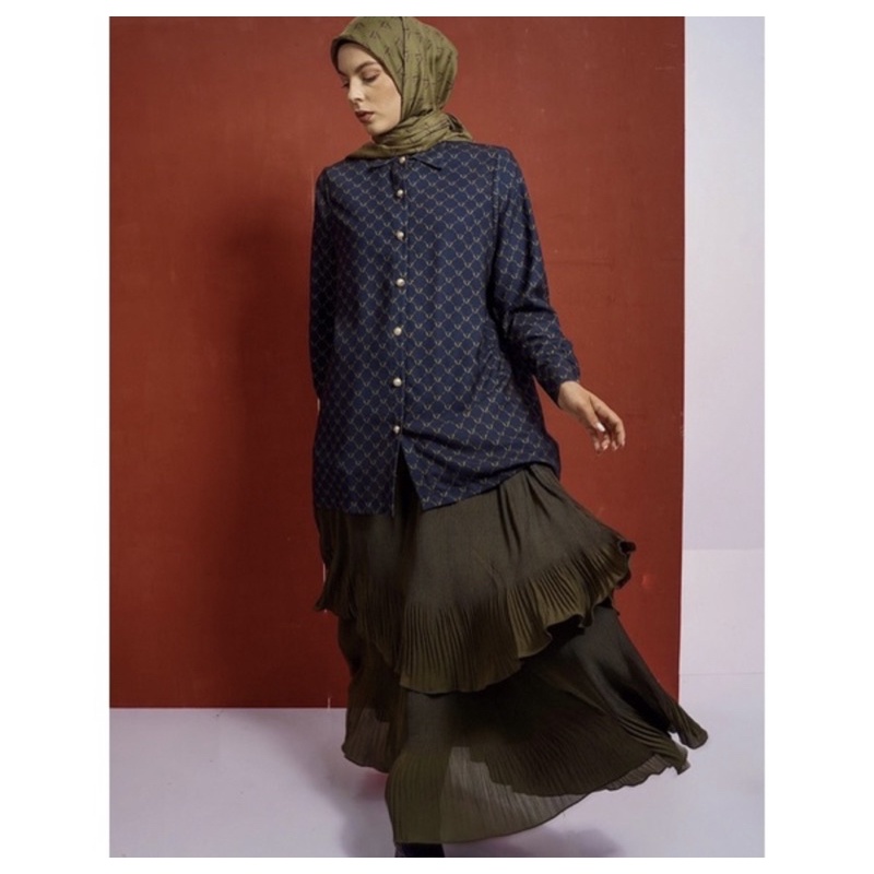 vivi zubedi monogram shirt