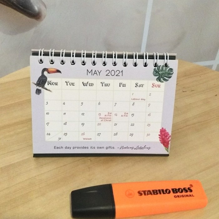 

READY Kalender meja 2021 mini | calender cute TERBARU