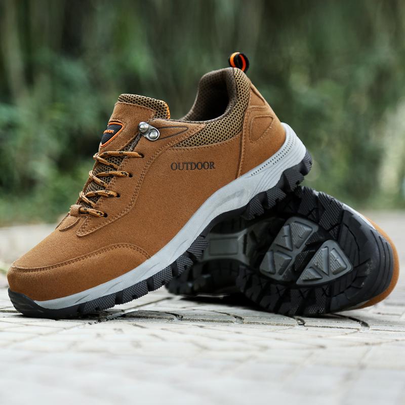 Sepatu Olahraga Pria Anti Slip Tahan Air Luar Ruangan Sepatu Olahraga Pria Anti Slip Tahan Air Luar Ruangan