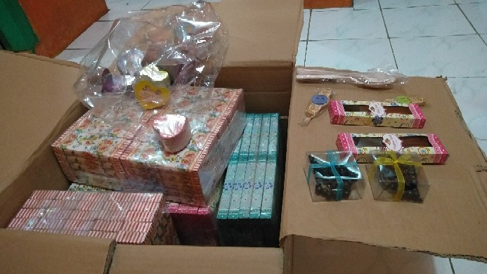 Sendok Garpu Teh Kecil  Kemas Box Motif