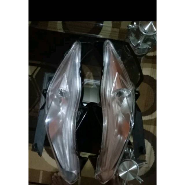 Lampu sein depan beat street