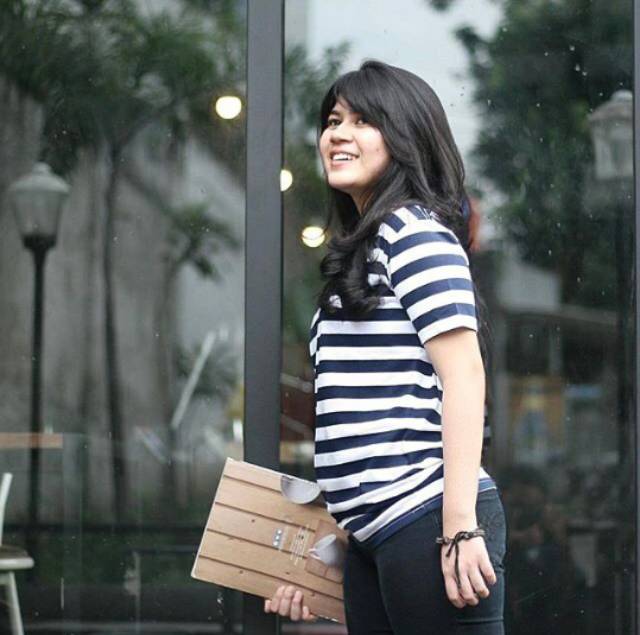 Kaos Stripe Big White Navy Cotton Premium Cvc