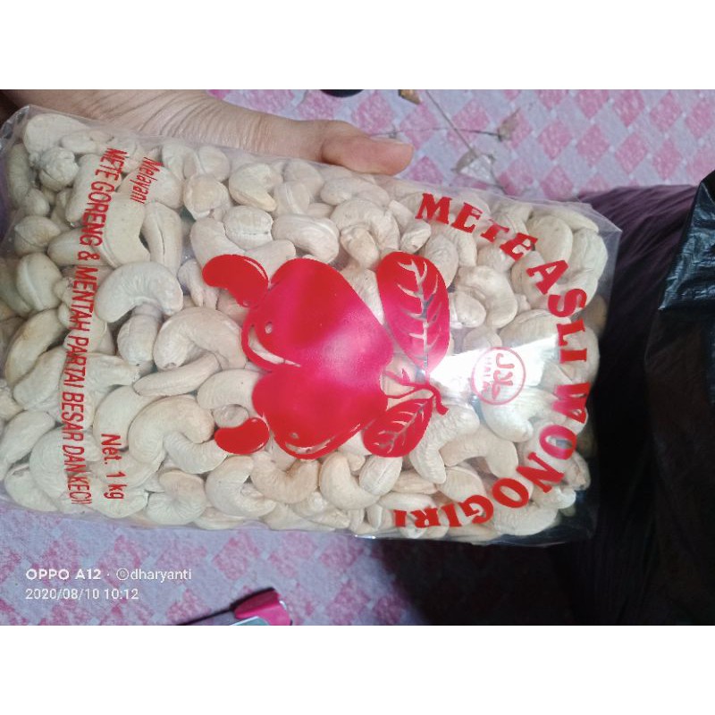 

KACANG MEDE MENTAH SUPER netto 1000g