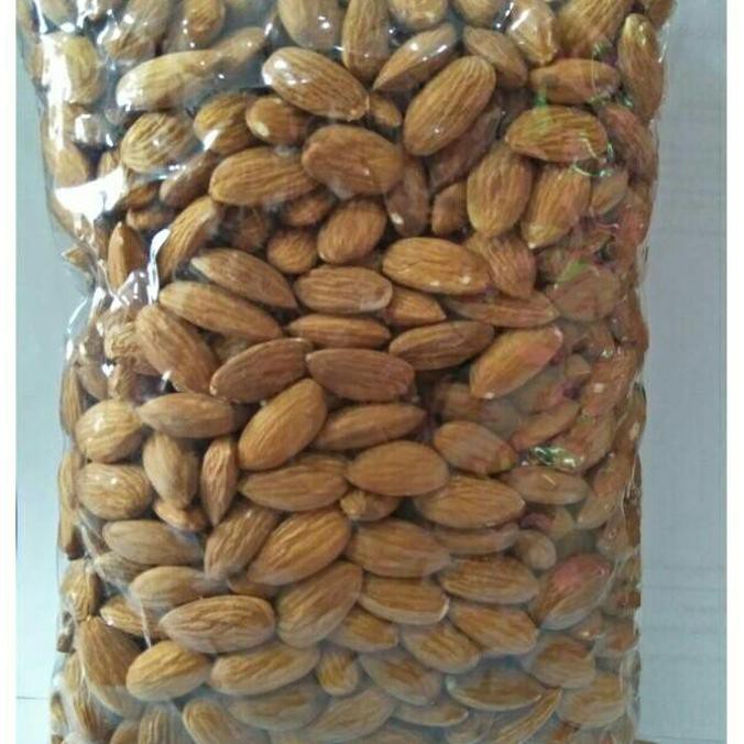 

Premium Quality Raw Almond / Kacang Almond Utuh 1Kg Lowienjan24