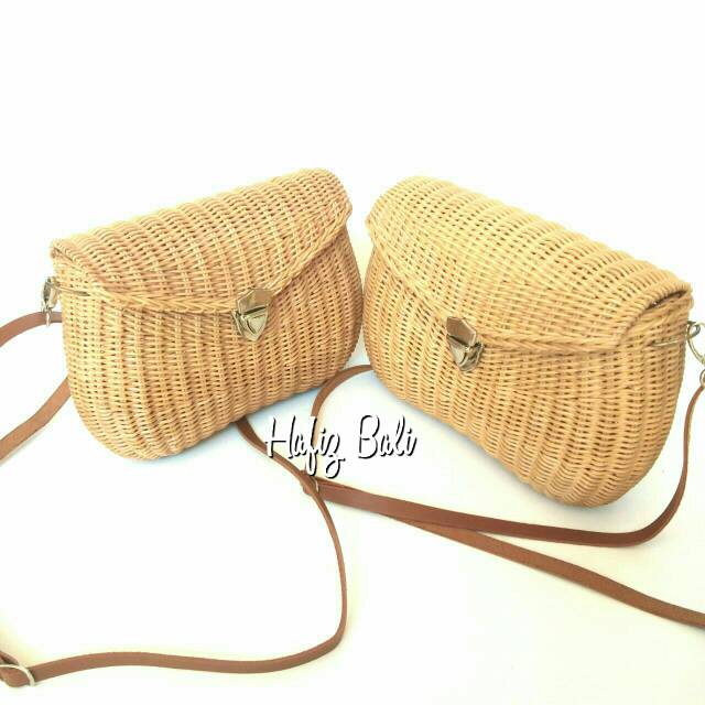 Tas Rotan Kotak Etnik Elegan Murah
