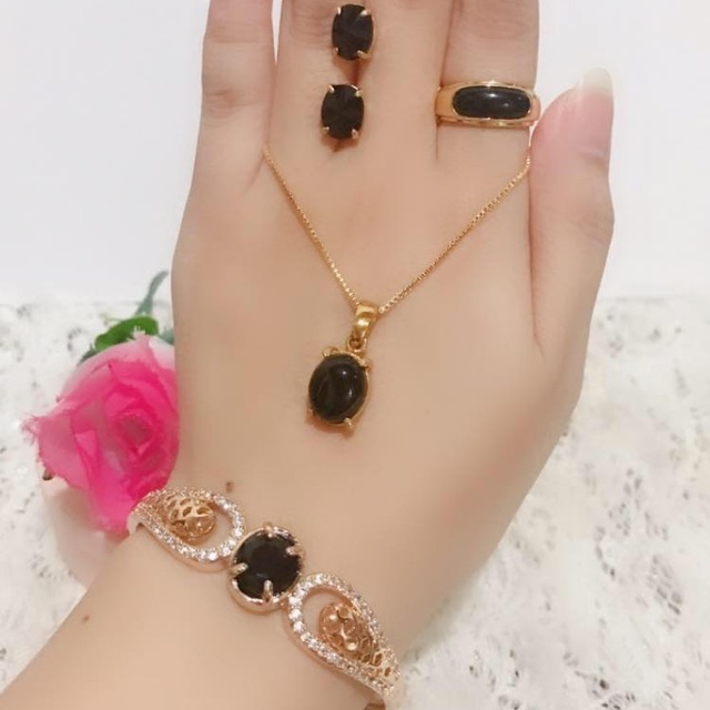 set giok permata giok hitam lapis emas