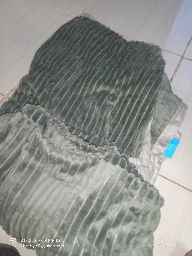 Selimut Dewasa Motif Bunga Bunga Bulu Soft Sutra Halus 140x200  O0x3 Selimutlembut Adem Hangat Tebal