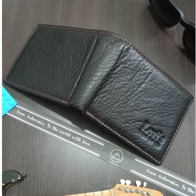 DOMPET KULIT UKURAN KECIL‼️ dari anton hilmanto dompet lipat dua pria dompet kulit asli berkulitas import dompet ukuran kecil pas uang #dompet #dompetpria #dompetcowok #dompetkulit