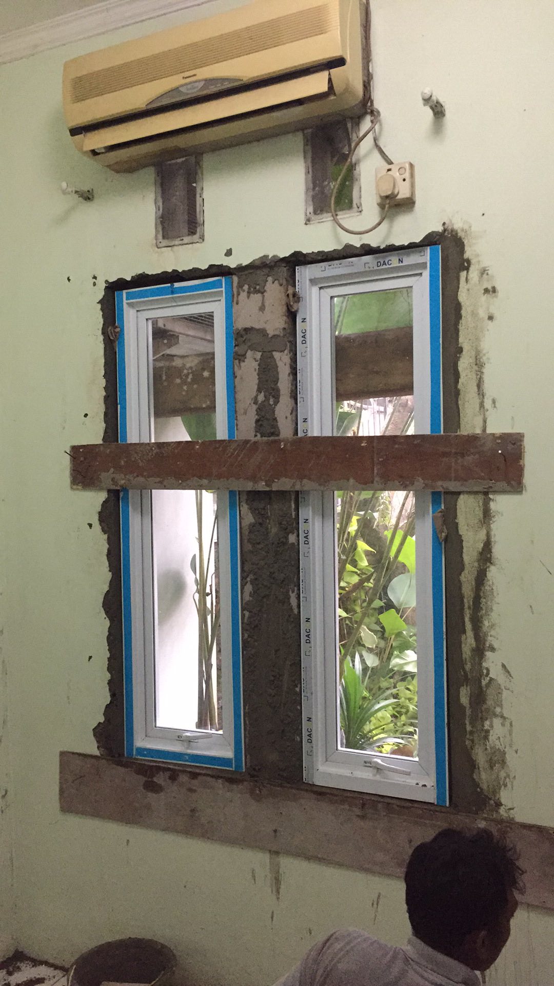 Jendela Alumunium Dan Kaca 40x140 Free Packing Kayu