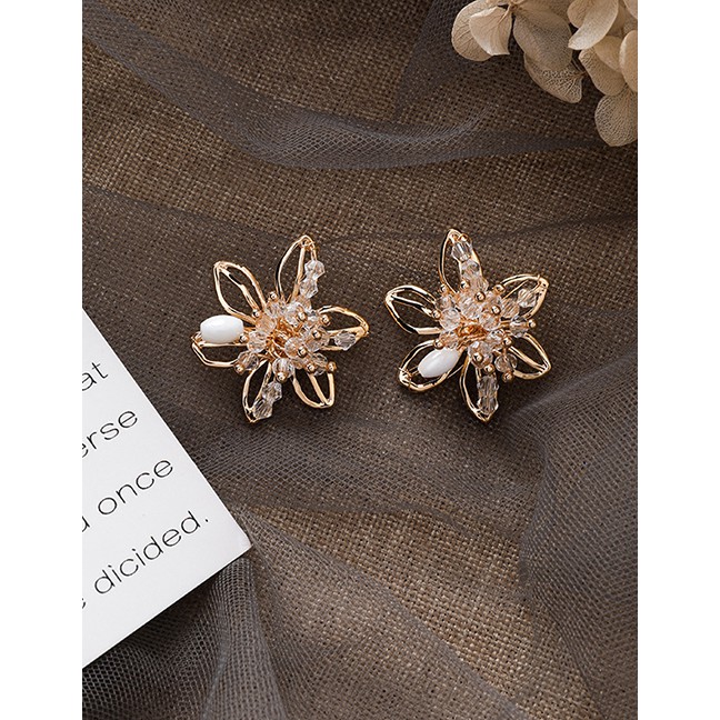 LRC Anting Tusuk Fashion Gold 925 Silver Needle Crystal Openwork Stereo Flower Earrings D28101