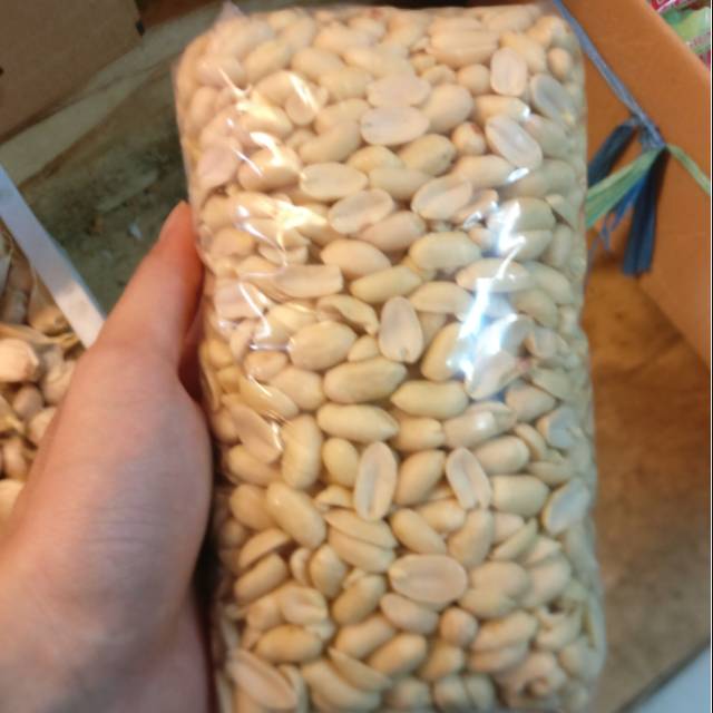 

Kacang kupas 1kg