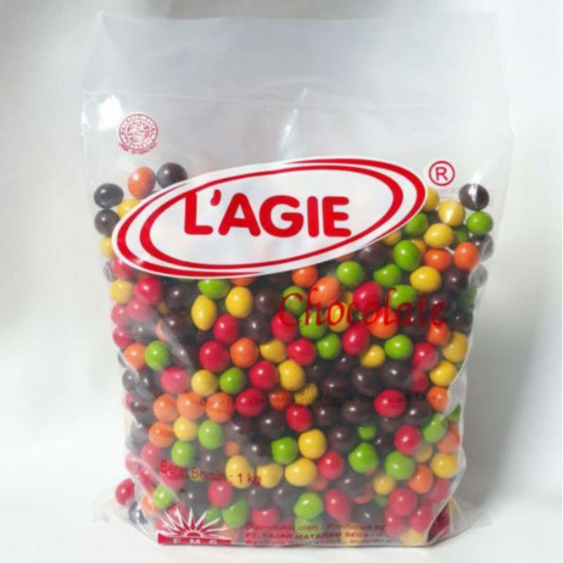 

Febby Coklat isi kacang (CHACHA) Berat 1 Kg.