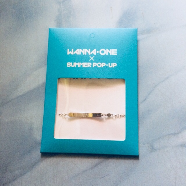 Wanna One Pop Up Store Bracelet Ong Seong Woo