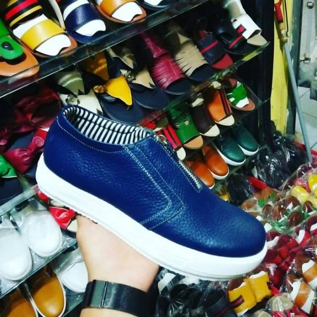 SEPATU KULIT ASLII SUKAREGANG GARUT