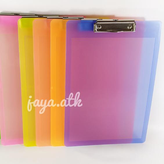 

☆ CLIP BOARD FOLIO PAPAN JALAN ALAS PAPAN UJIAN PLASTIK CLIPBOARD ➬