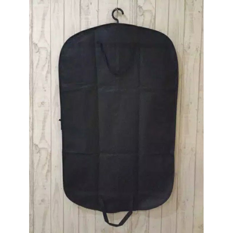 Cover jas sarung jas dan hanger jas