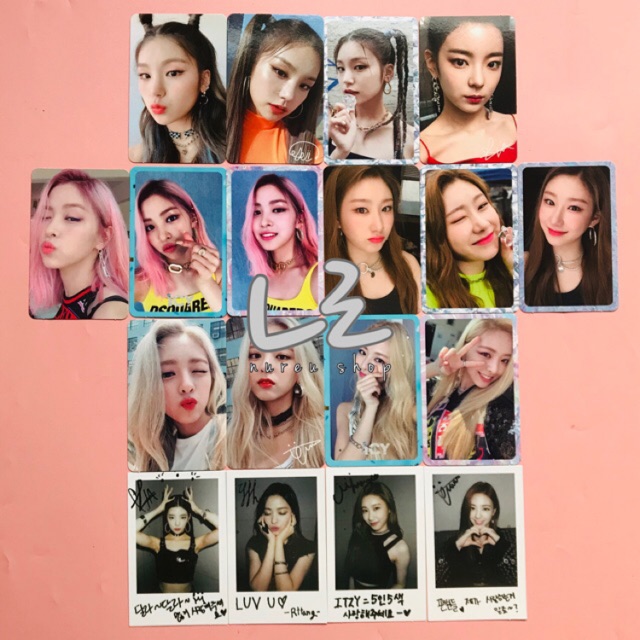 ITZY - IT’z ICY (Photocard: Yeji Lia Ryujin Chaeryeong Yuna)