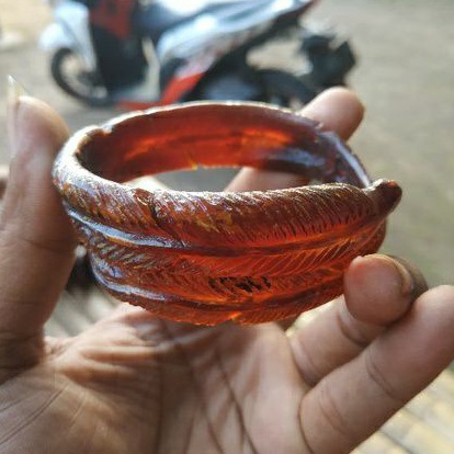 gelang akar bahar/,Gelang akar bahar ukir daun ,/gelang akar bahar merah ,/gelang akar bahar,/gelang