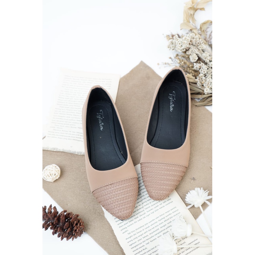 TYARA - Sepatu Flatshoes Wanita Flat Shoes Balet BN01