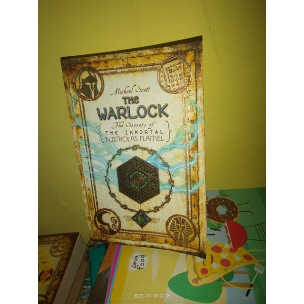 Novel The Secrets of The Immortal Nicholas Flamel by Michael Scott