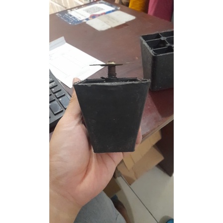 Kaki sofa Pot + baut tinggi 8cm