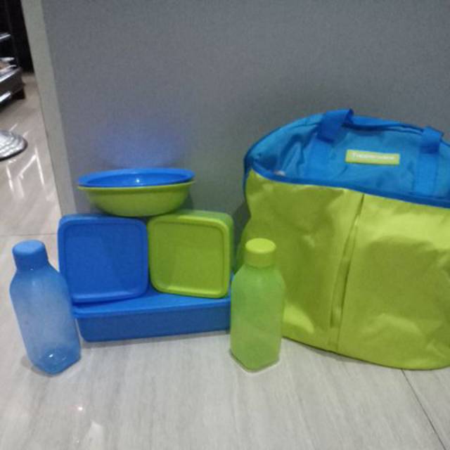 Tupperware T for 2