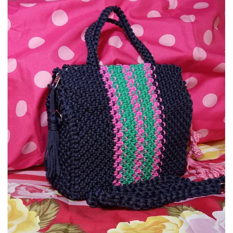 Tas rajut tali kur kotak