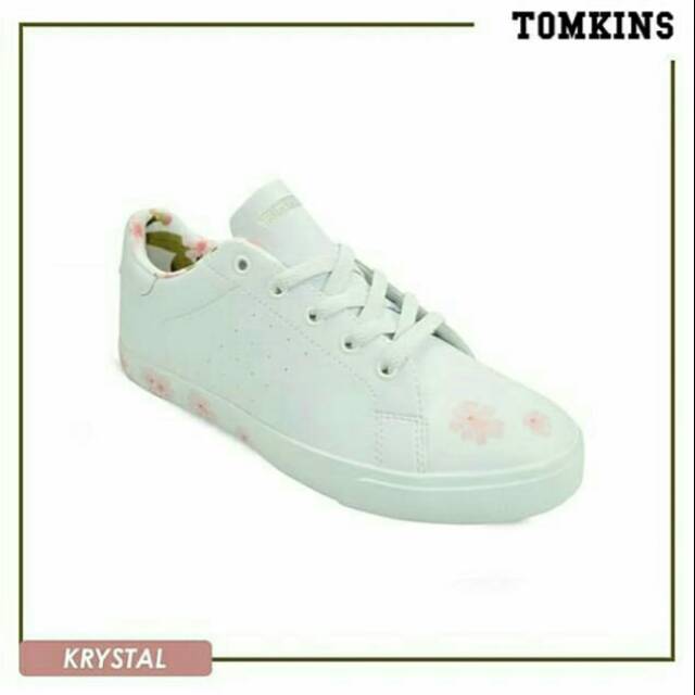 Sepatu tomkins wanita krystal white