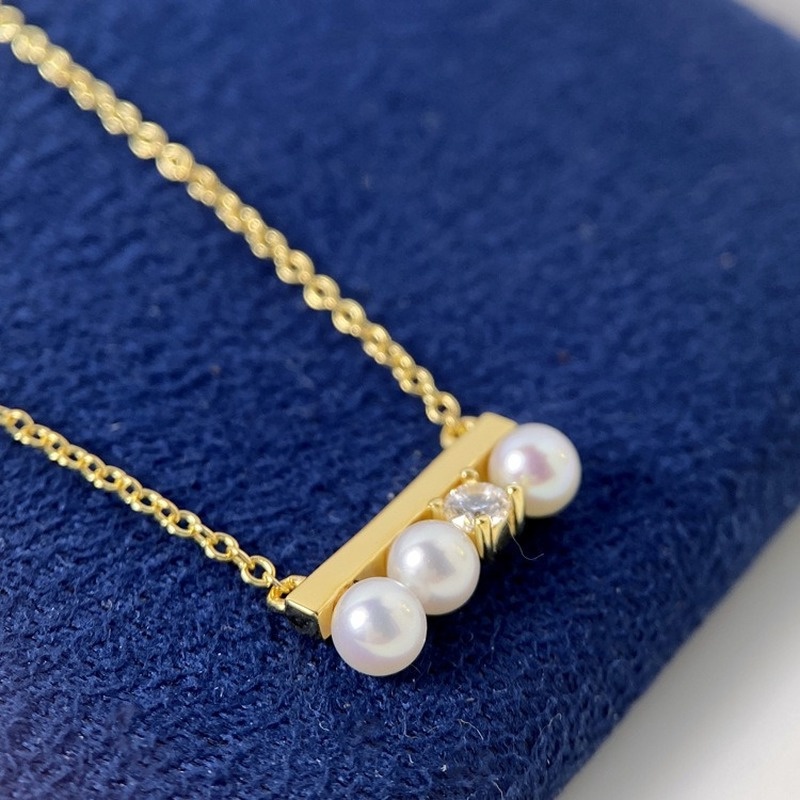 Natural Pearl Balance Beam Diamond Inlaid Clavicle Chain