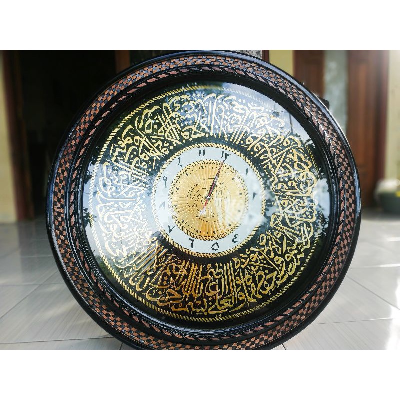 Hiasan Dinding Jam Kaligrafi Besar unik - kayu + plat 75 cm mewah