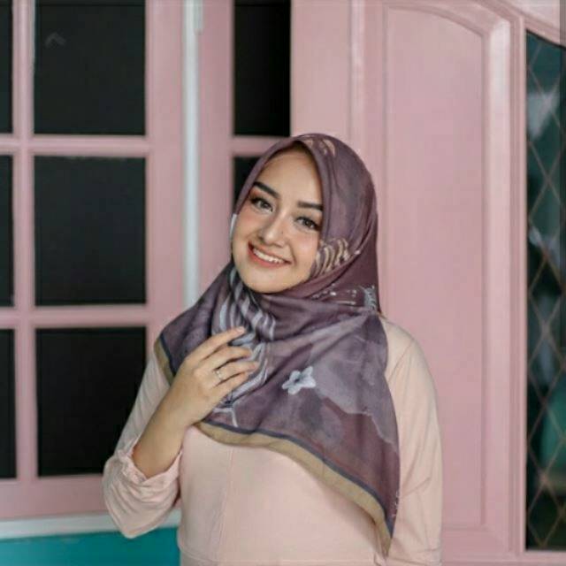 PL Shazza Scarf (Zytadelia Group)