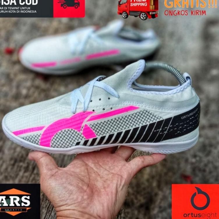 Spesial PROMO//SEPATU FUTSAL ORTUS CATALYST LIBERTE WHITE//SEPATU FUTSAL ORTUS CATALYST LIBERTE ,