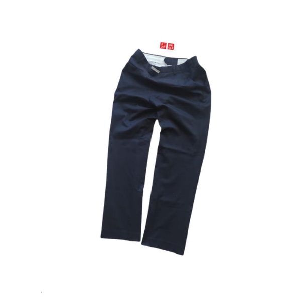 UNIQLO CELANA SECOND/BEKAS