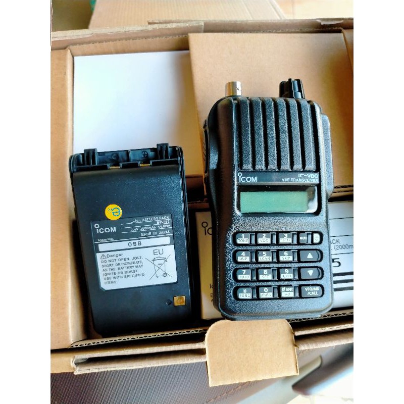 Icom v80