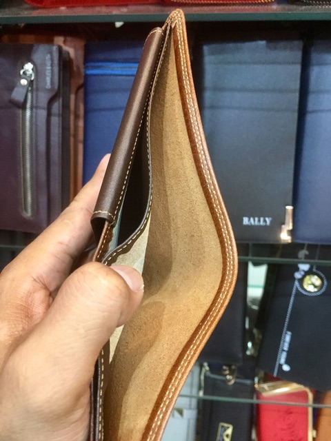 Dompet lipat pria kulit asli berkualitas tinggi jenis kukit full-up #dompet #dompetpria #dompetkulit