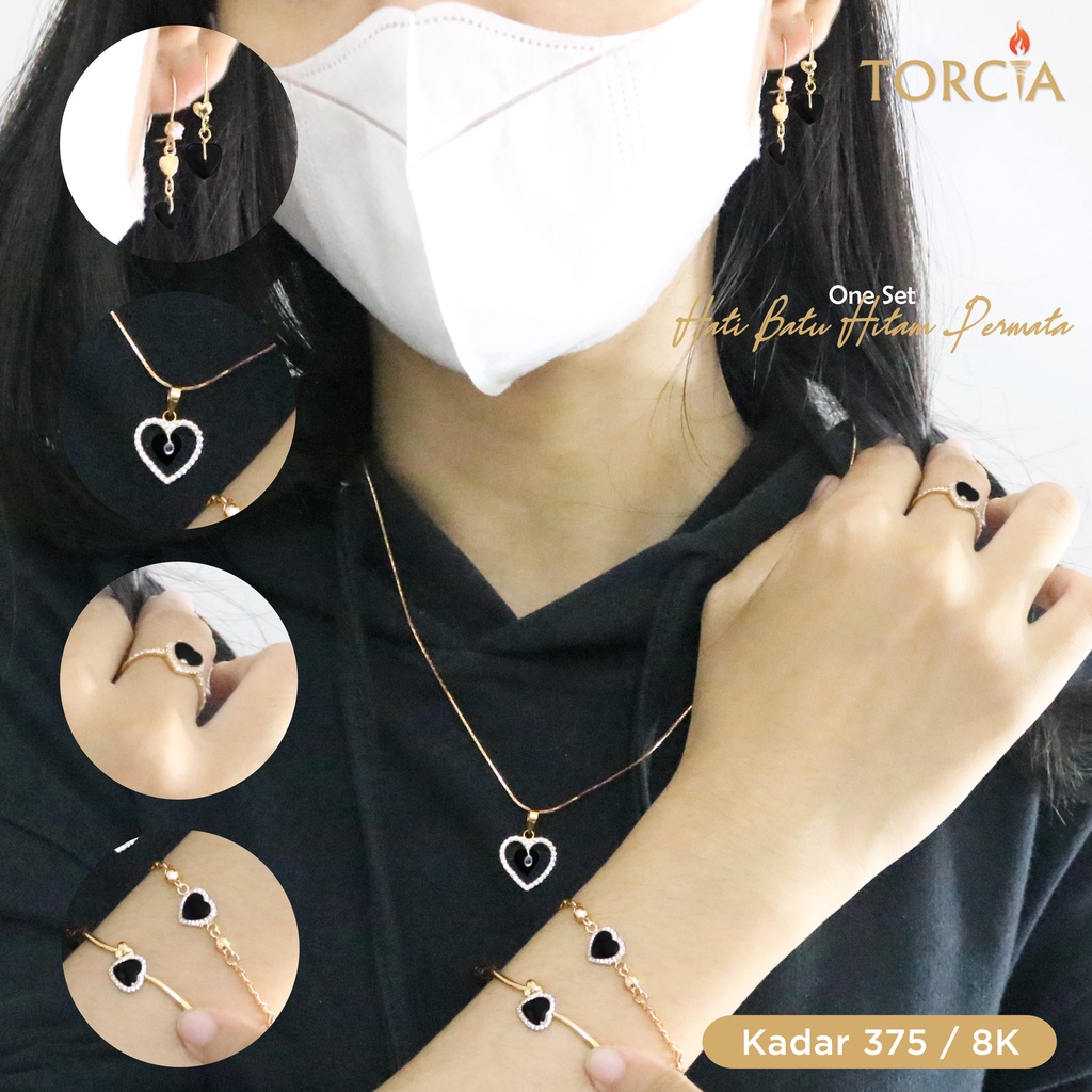 One Set Emas Asli Kadar 375 Hati Batu Hitam Permata Torcia