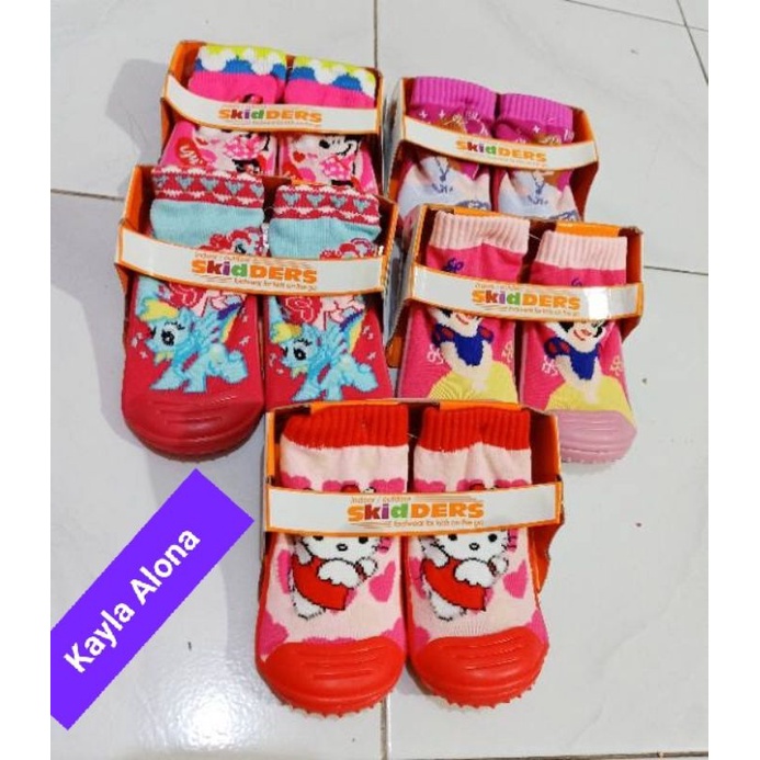 SKIDDERS Sepatu Kaos Kaki Karakter Import