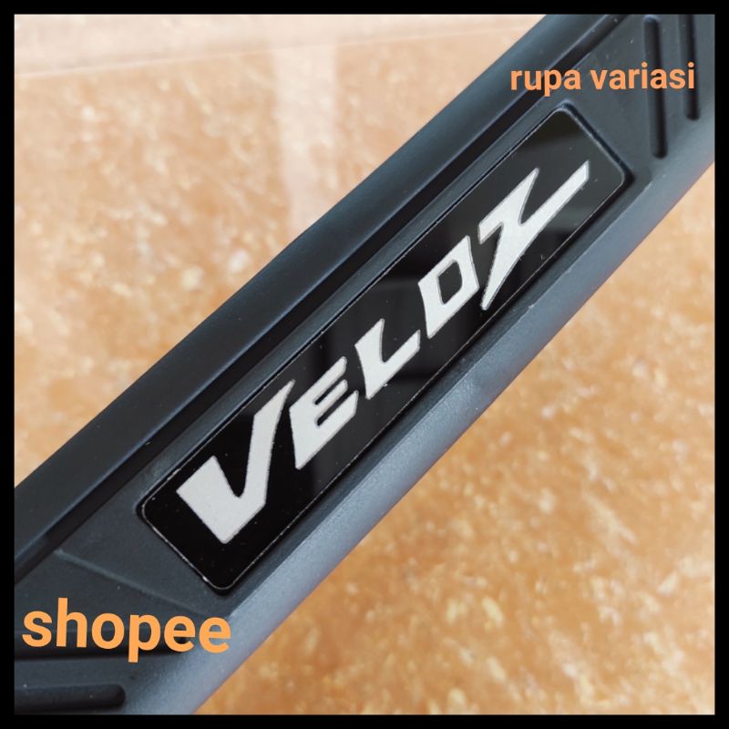 silplate sill plate belakang pintu bagasi toyota avanza veloz 2012 sampai 2021 velos 2020 2019 2018 2013 2014 2015 2016 2017 facelift
