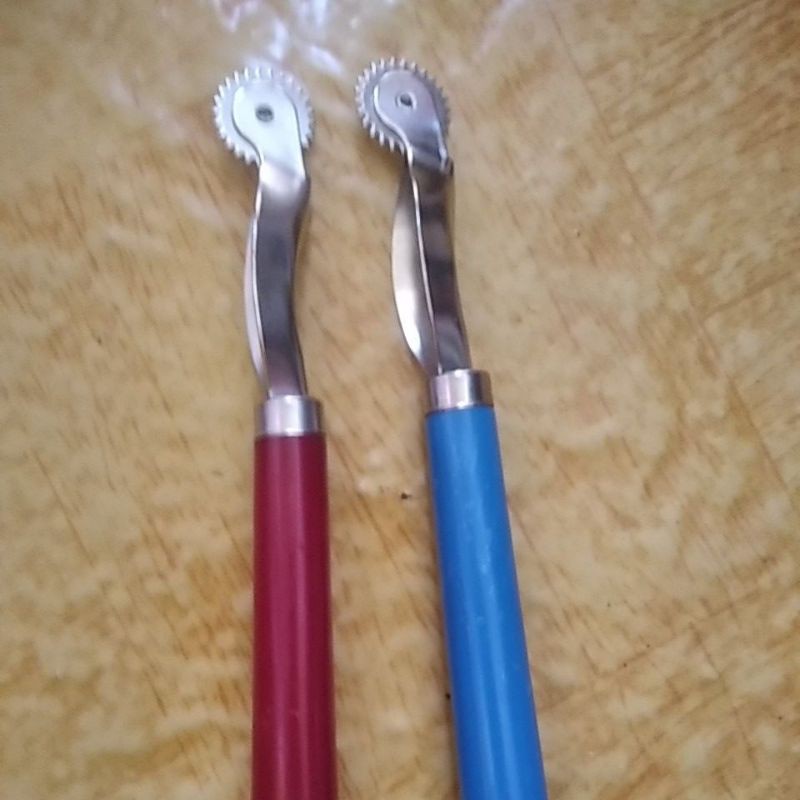 Rader/alat penanda jahitan