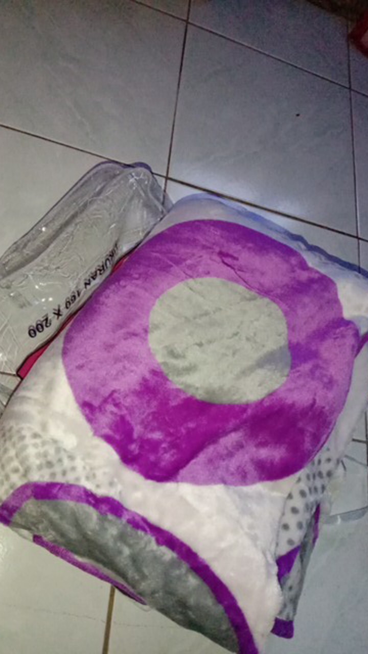 Selimut Bonita Premier Uk 160x200 Bellavista