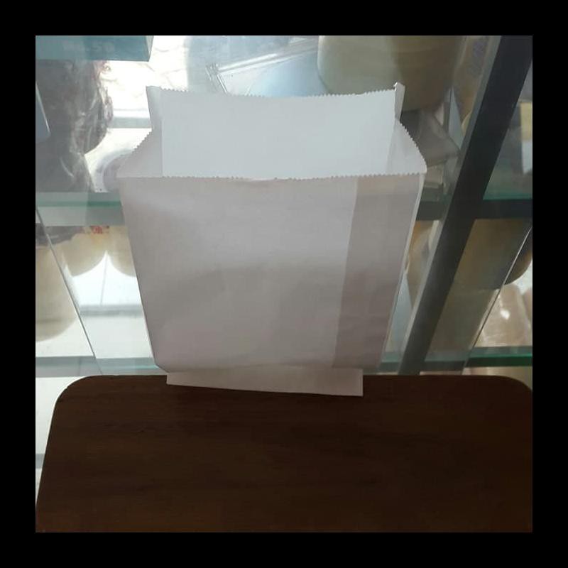 

DISKON KANTONG KERTAS PUTIH UNTUK ROTI,SNACK,DLL-PAPER BAG TEMPAT PENYIMPANAN MURAH TERLENGKAP AL3