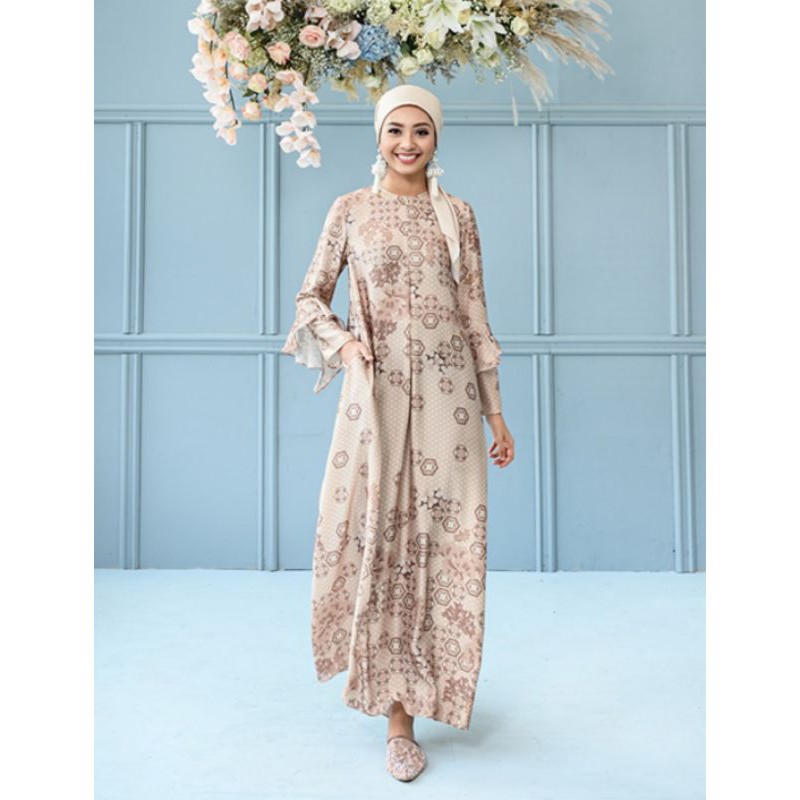 Nirmala dress by wearing klamby (Caviar XL)